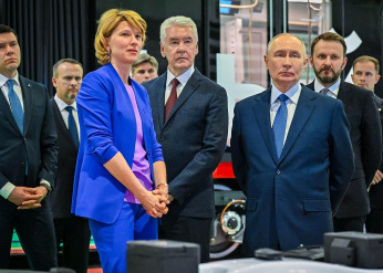Путин и Собянин дали старт тестированию беспилотного поезда метро без пассажиров